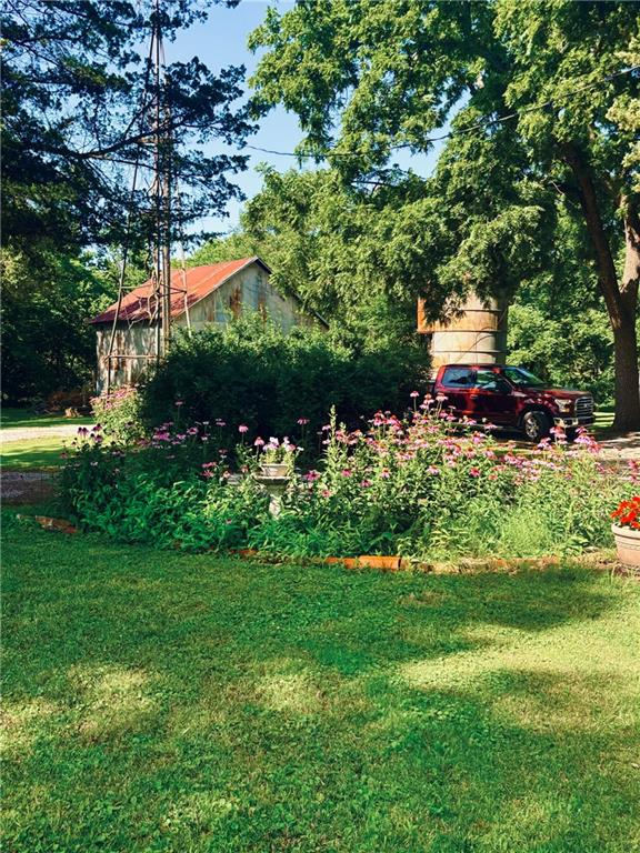 1033 East 1800th Road Lawrence, KS 66046 - Photo 34 of 61