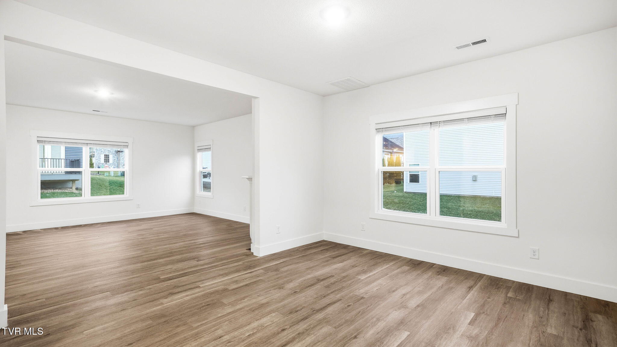 439 Rock Springs Road Kingsport, TN 37663 - Photo 13 of 39 3-web-or-mls-439 Rock Springs-11