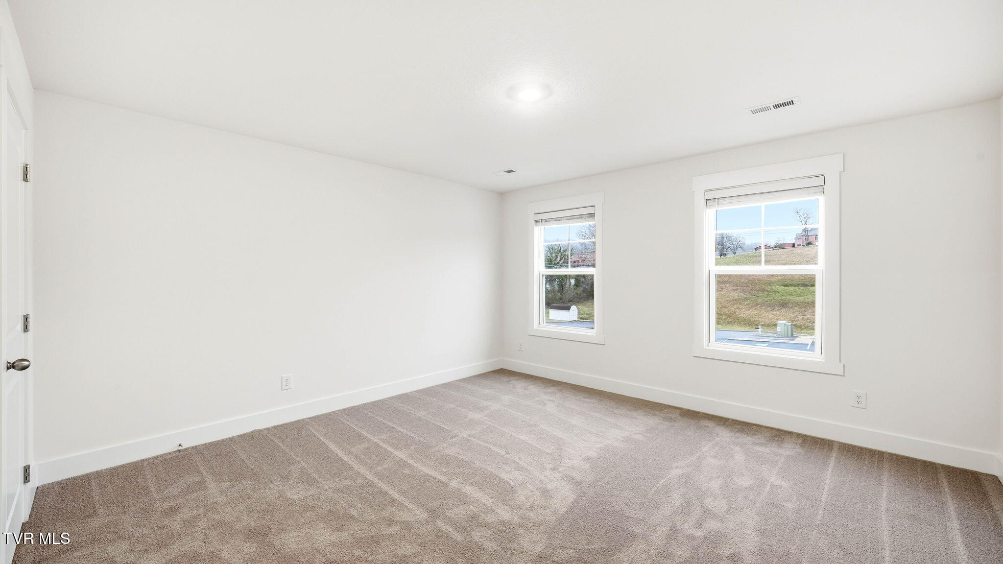 439 Rock Springs Road Kingsport, TN 37663 - Photo 16 of 39 6-web-or-mls-439 Rock Springs-14