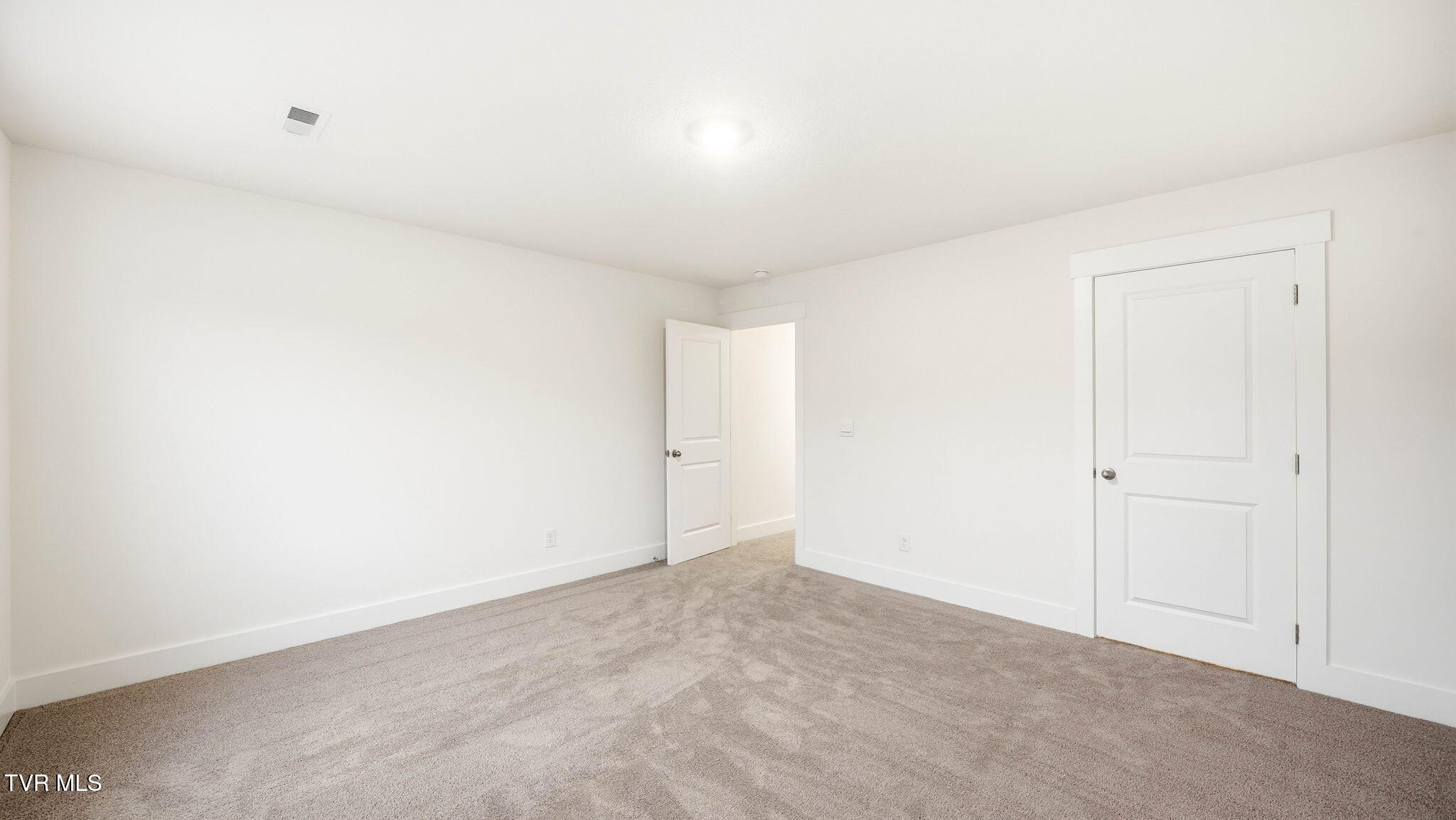 439 Rock Springs Road Kingsport, TN 37663 - Photo 17 of 39 7-web-or-mls-439 Rock Springs-15