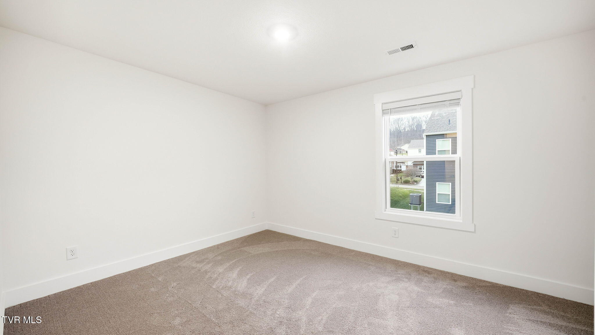 439 Rock Springs Road Kingsport, TN 37663 - Photo 21 of 39 11-web-or-mls-439 Rock Springs-19