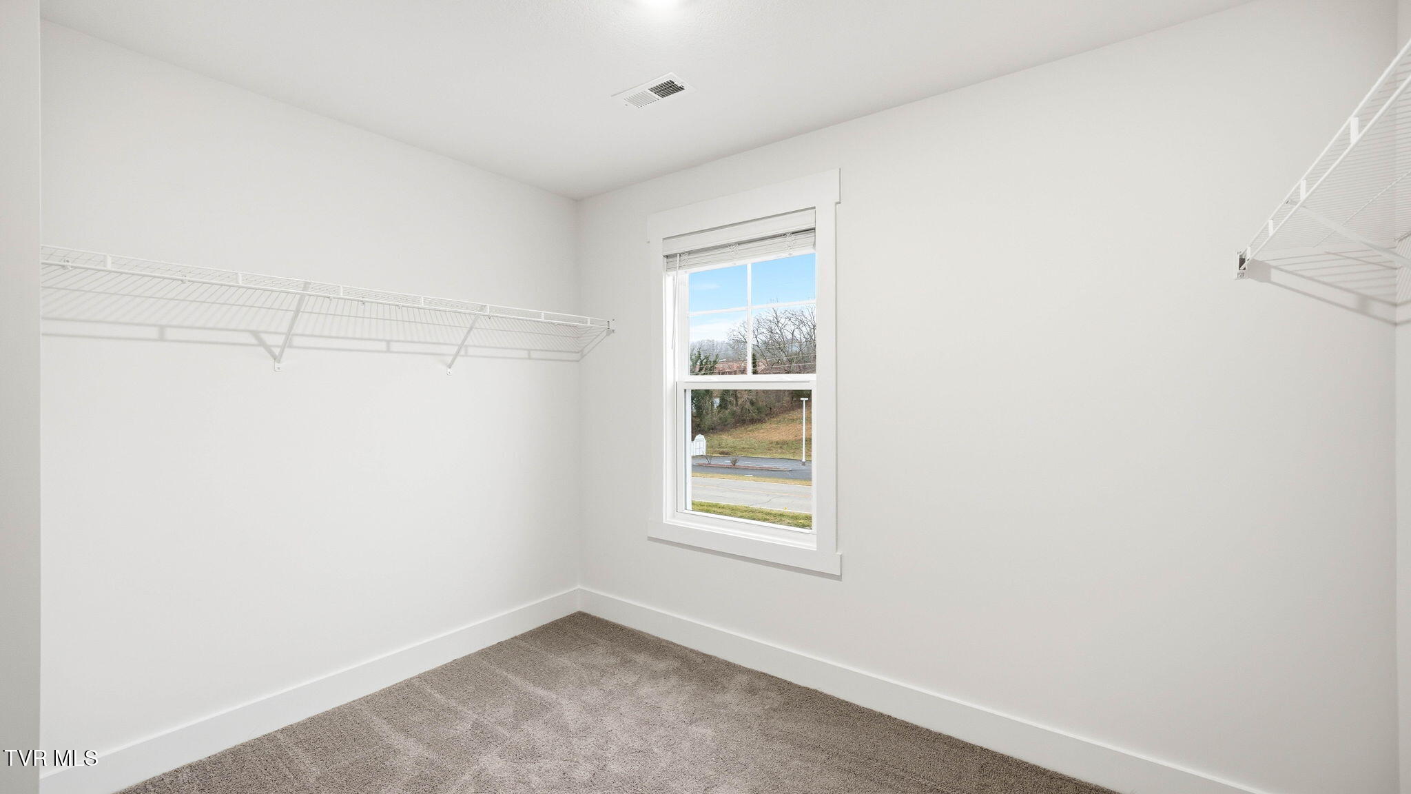 439 Rock Springs Road Kingsport, TN 37663 - Photo 31 of 39 22-web-or-mls-439 Rock Springs-29