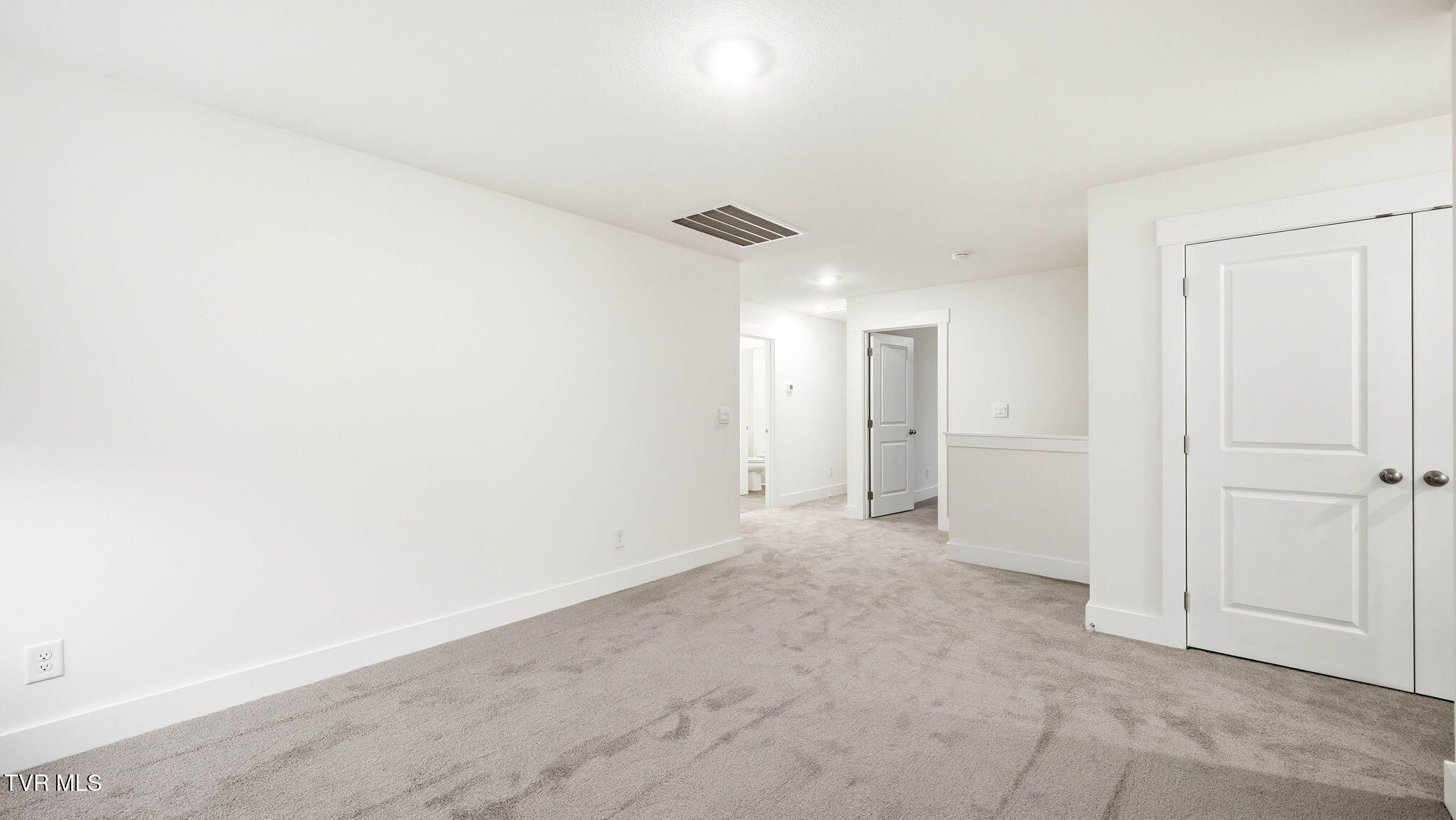 439 Rock Springs Road Kingsport, TN 37663 - Photo 35 of 39 29-web-or-mls-439 Rock Springs-35