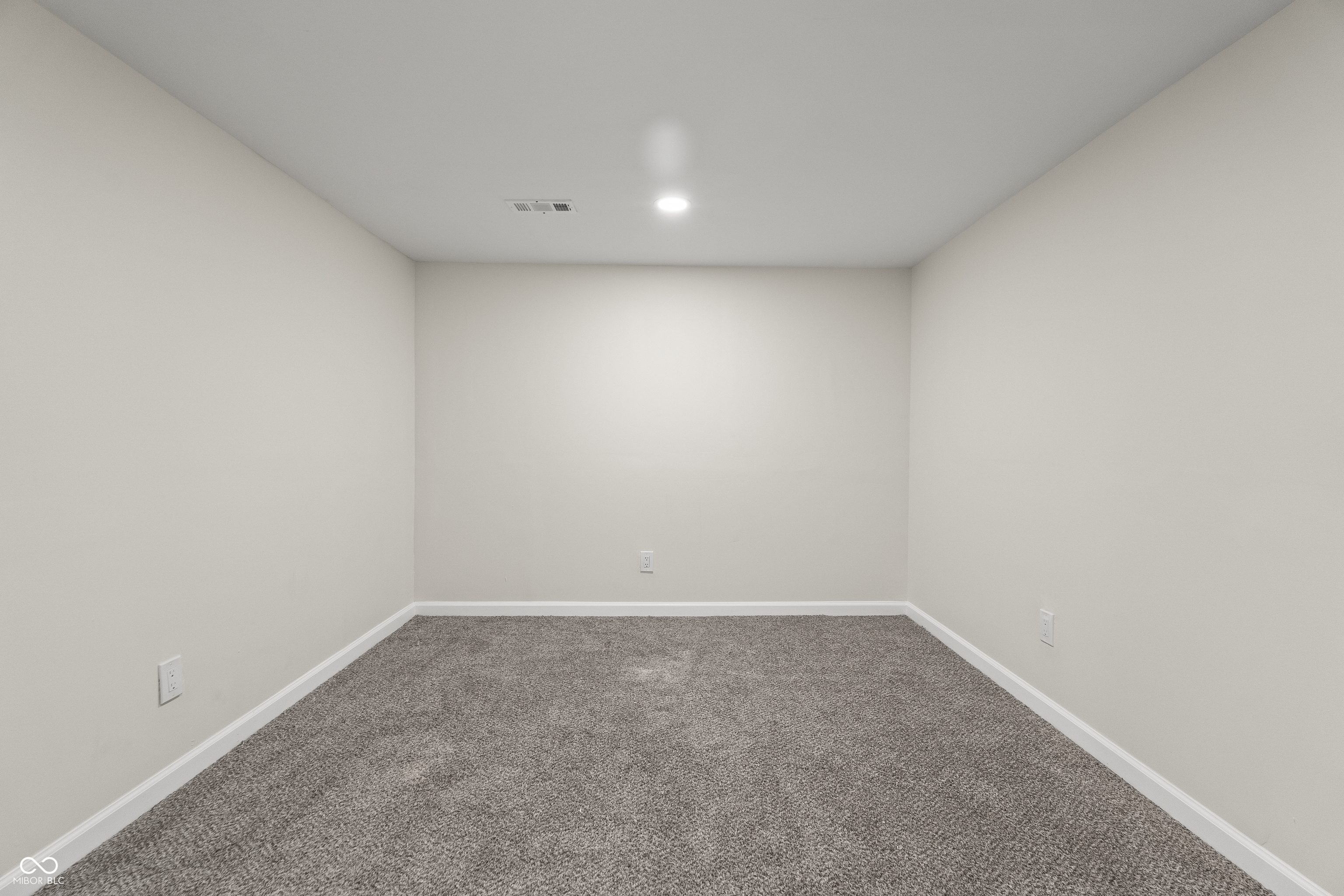 1260 Hiatt Street Indianapolis, IN 46221 - Photo 23 of 29