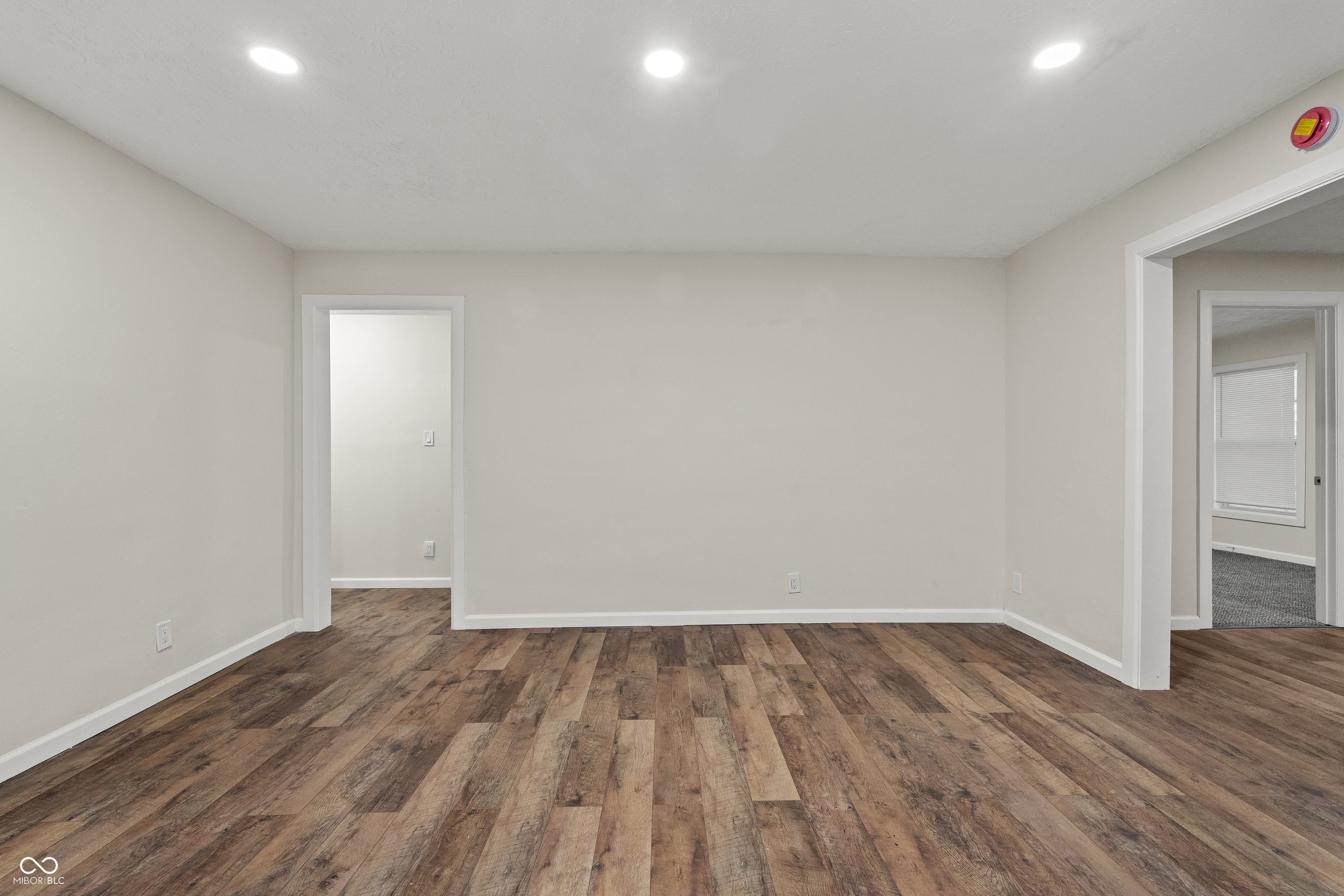 1260 Hiatt Street Indianapolis, IN 46221 - Photo 7 of 29