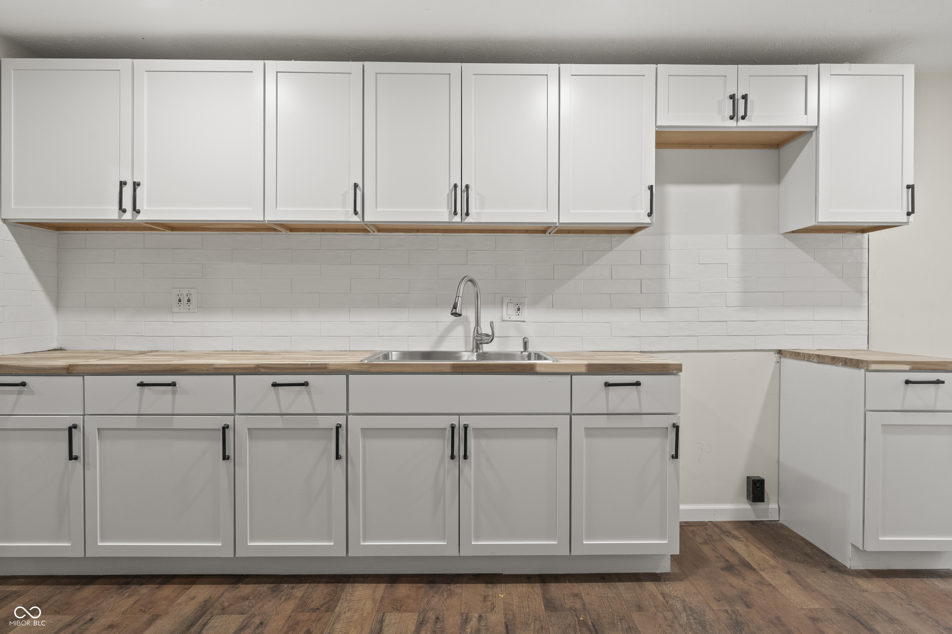 1260 Hiatt Street Indianapolis, IN 46221 - Photo 9 of 29