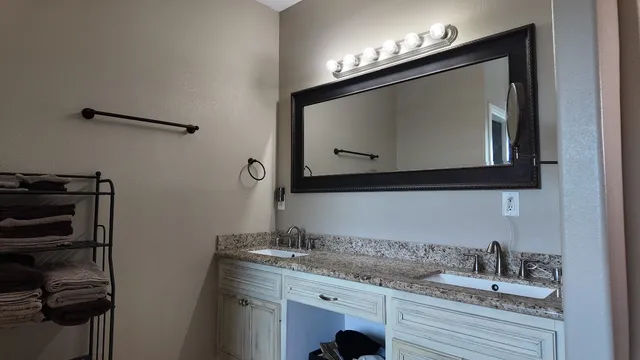 $515,000 | 390 County Road 4871, Dayton, TX 77535