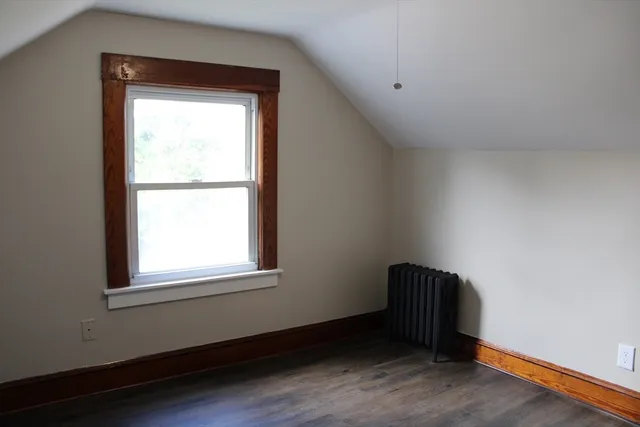 $289,900 | 32 Kent Road, Springfield, MA 01129