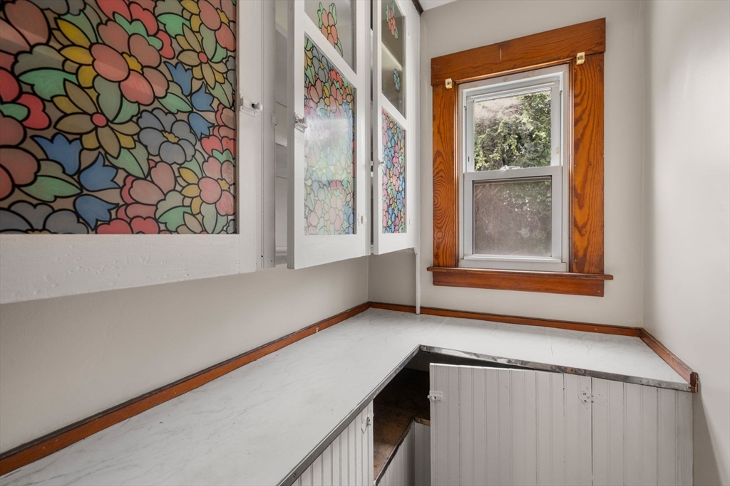 32 Kent Road Springfield, MA 01129 - Photo 6 of 30 a view of an empty room and window