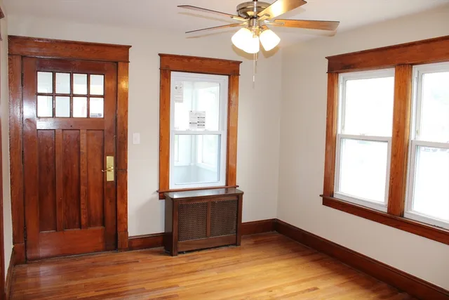 $289,900 | 32 Kent Road, Springfield, MA 01129