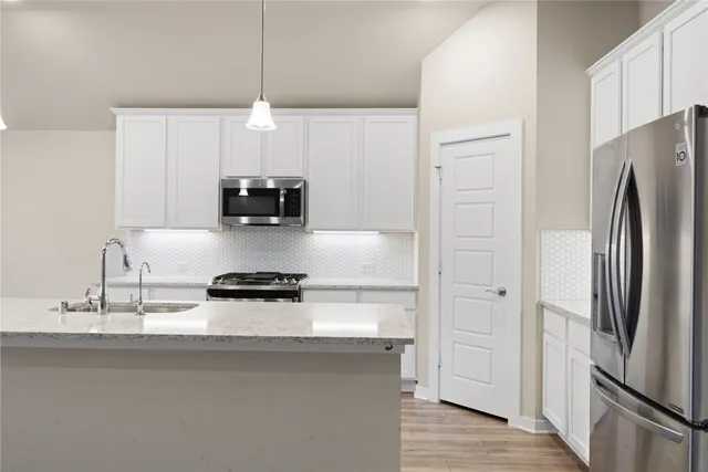 $3,000 | 19003 Yellowstone Landing Court, Cypress, TX 77433