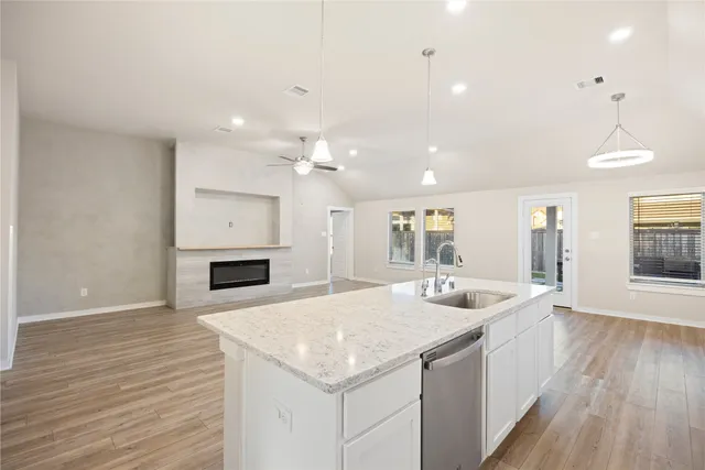 $3,000 | 19003 Yellowstone Landing Court, Cypress, TX 77433