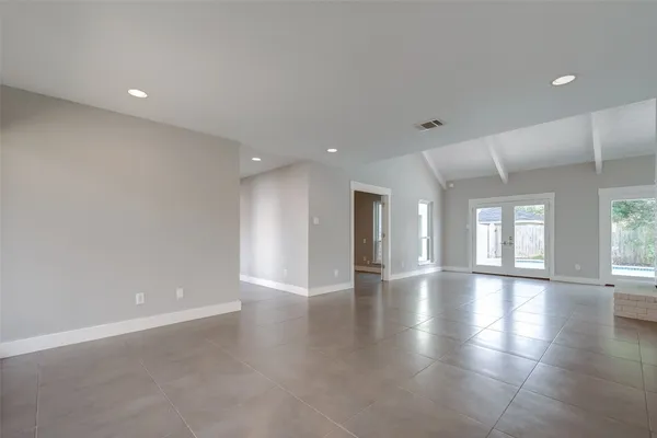 $3,500 | 1107 Stoney Hill Drive, Houston, TX 77077