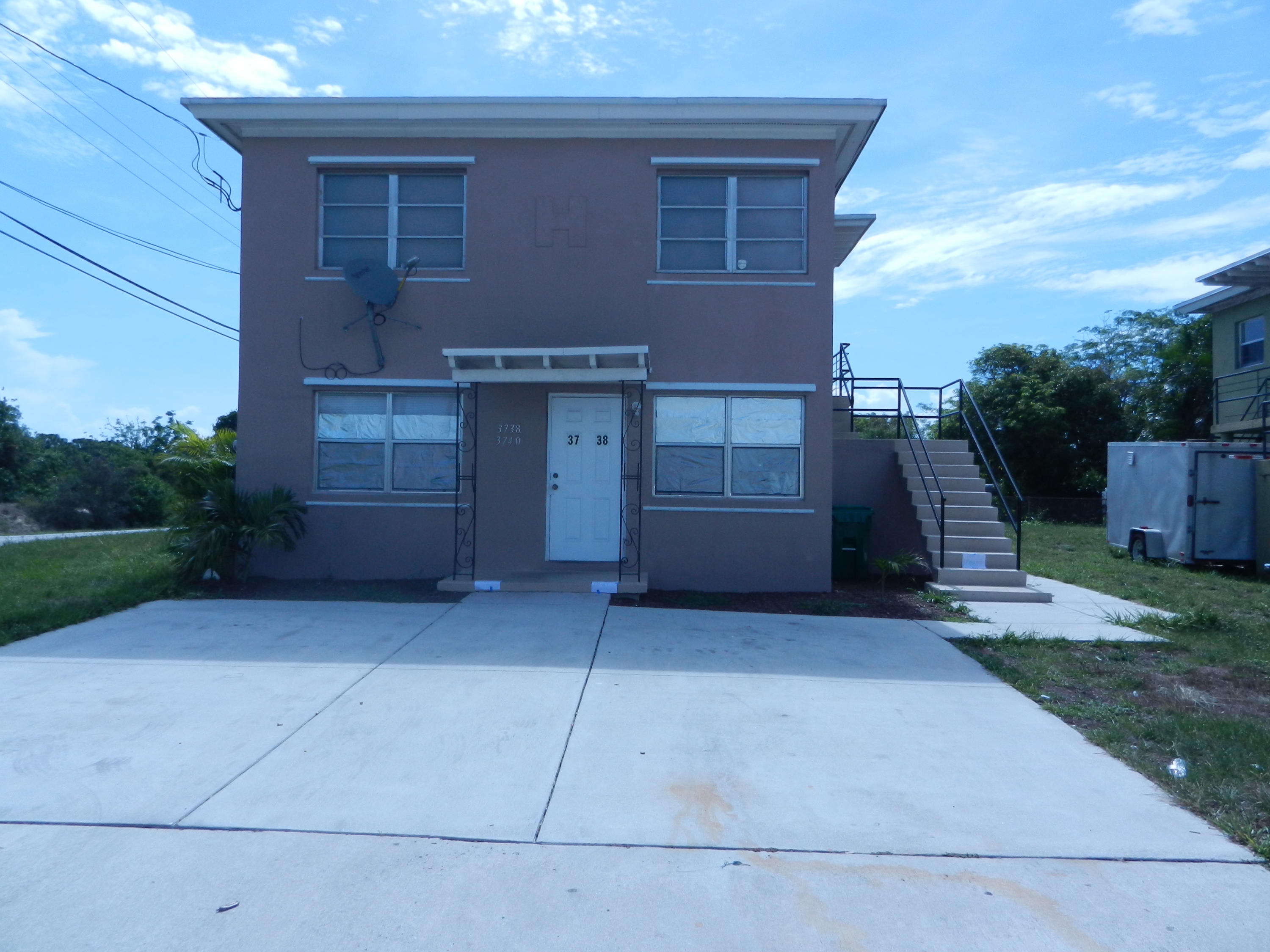 3740 Avenue South Riviera Beach, FL 33404 - Photo 1 of 11 DSCN8787