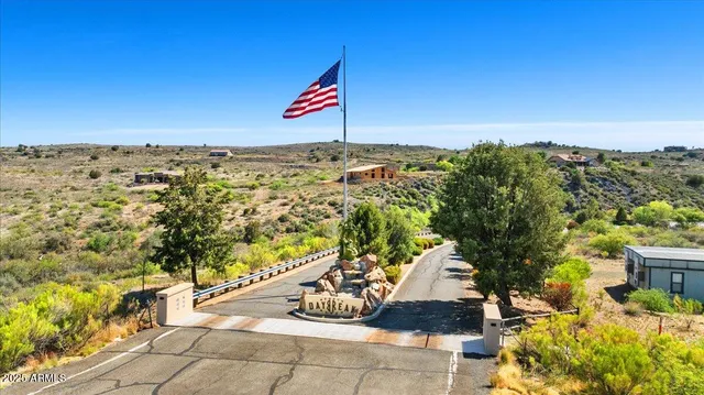 a view of an outdoor space and a city view