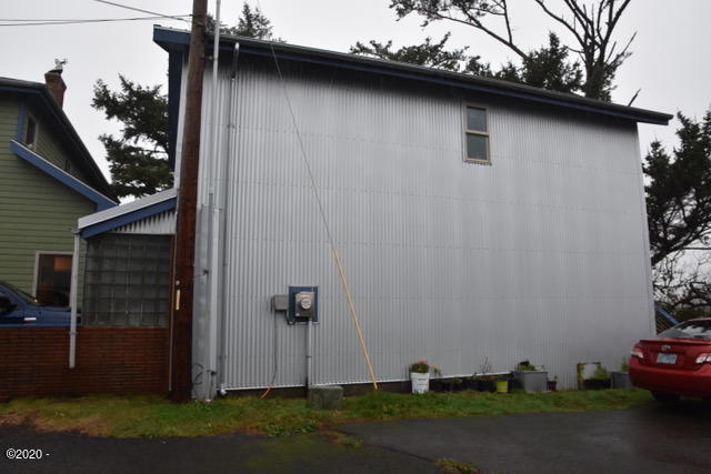 517 Southwest Hurbert Street Newport, OR 97365 - Photo 39 of 56 Outside of Apartment