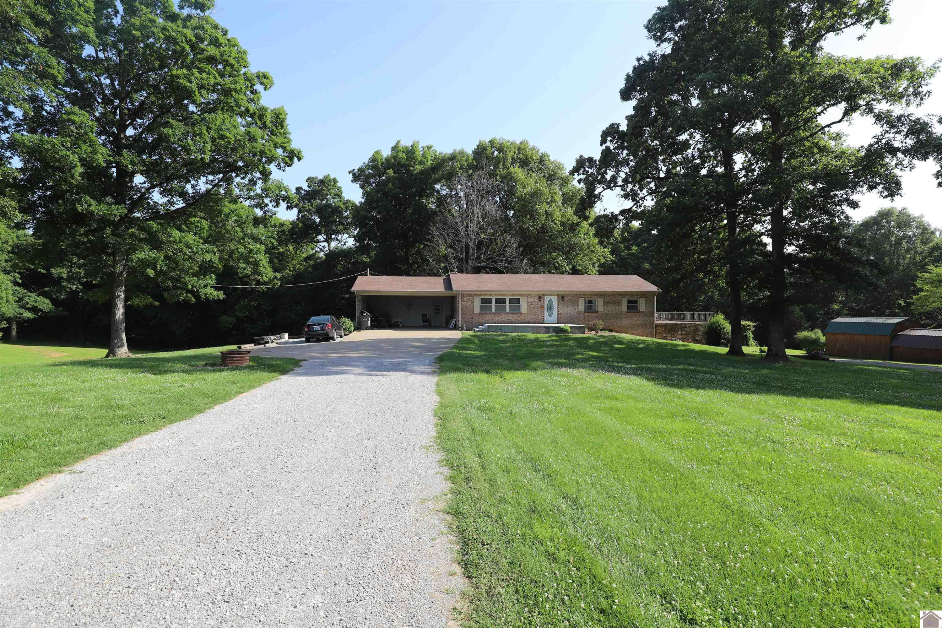 405 Lov Flo Sta Road Paducah, KY 42001 - Photo 1 of 1 Front Exterior