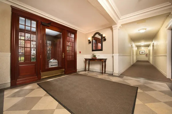 $2,950 | 64 Queensberry Street, Unit 101, Boston, MA 02215