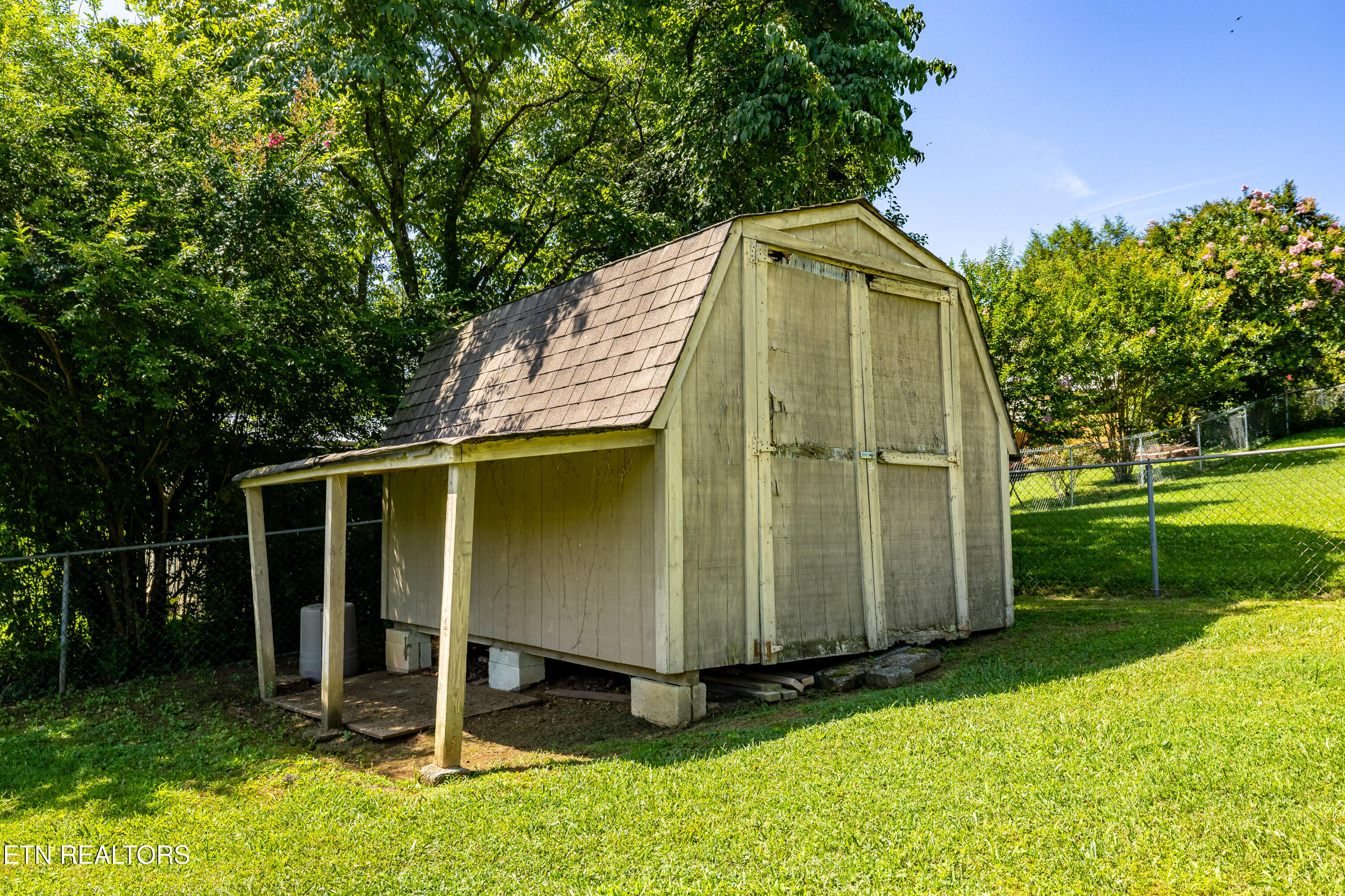 1208 Hoss Road Powell, TN 37849 - Photo 7 of 44 1208HossRd-9