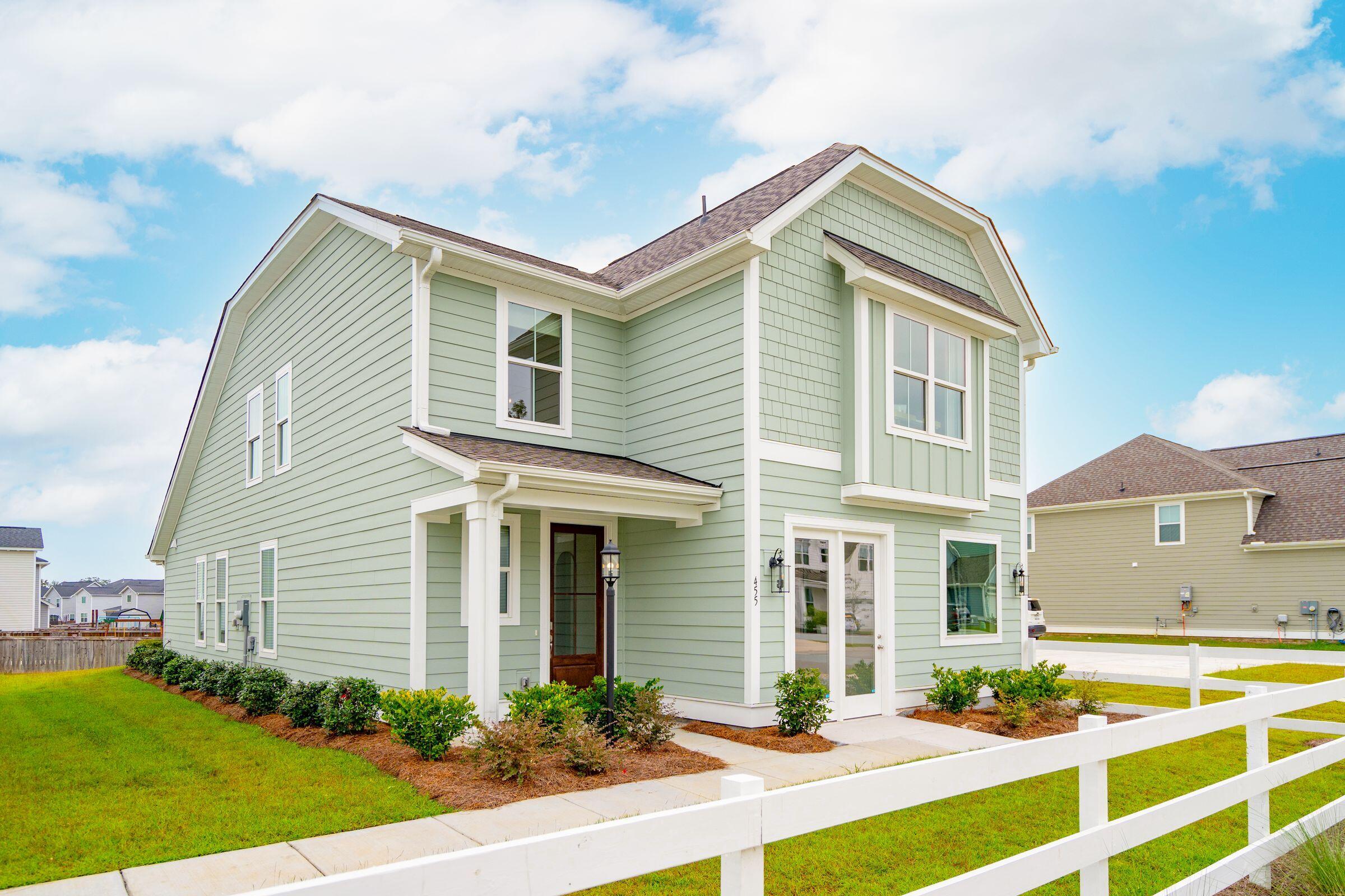 421 Grove End Road Moncks Corner, SC 29461 - Photo 1 of 31 455EagleviewDr-KeenEyeMarketing-018