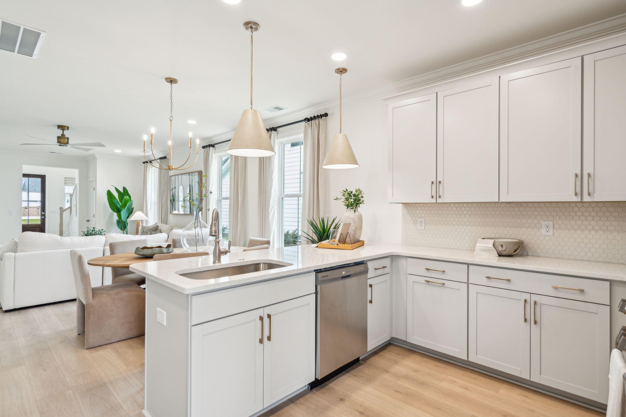 421 Grove End Road Moncks Corner, SC 29461 - Photo 13 of 31 455EagleviewDr-KeenEyeMarketing-038