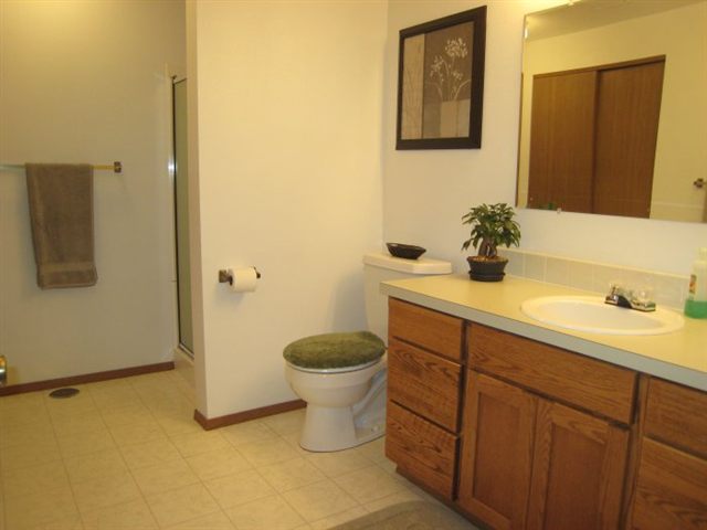 4908 North Calvin Road Spokane Valley, WA 99216 - Photo 7 of 9 Gallery Image 7