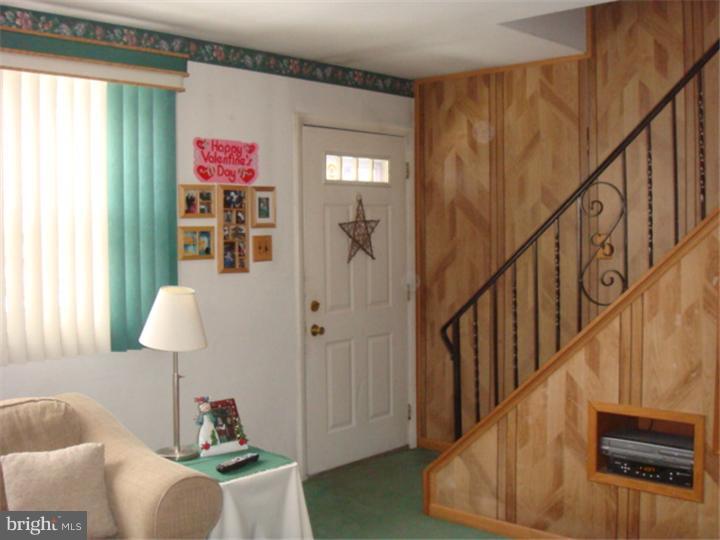 214 Tansboro Road Berlin, NJ 08009 - Photo 15 of 15 Living Room