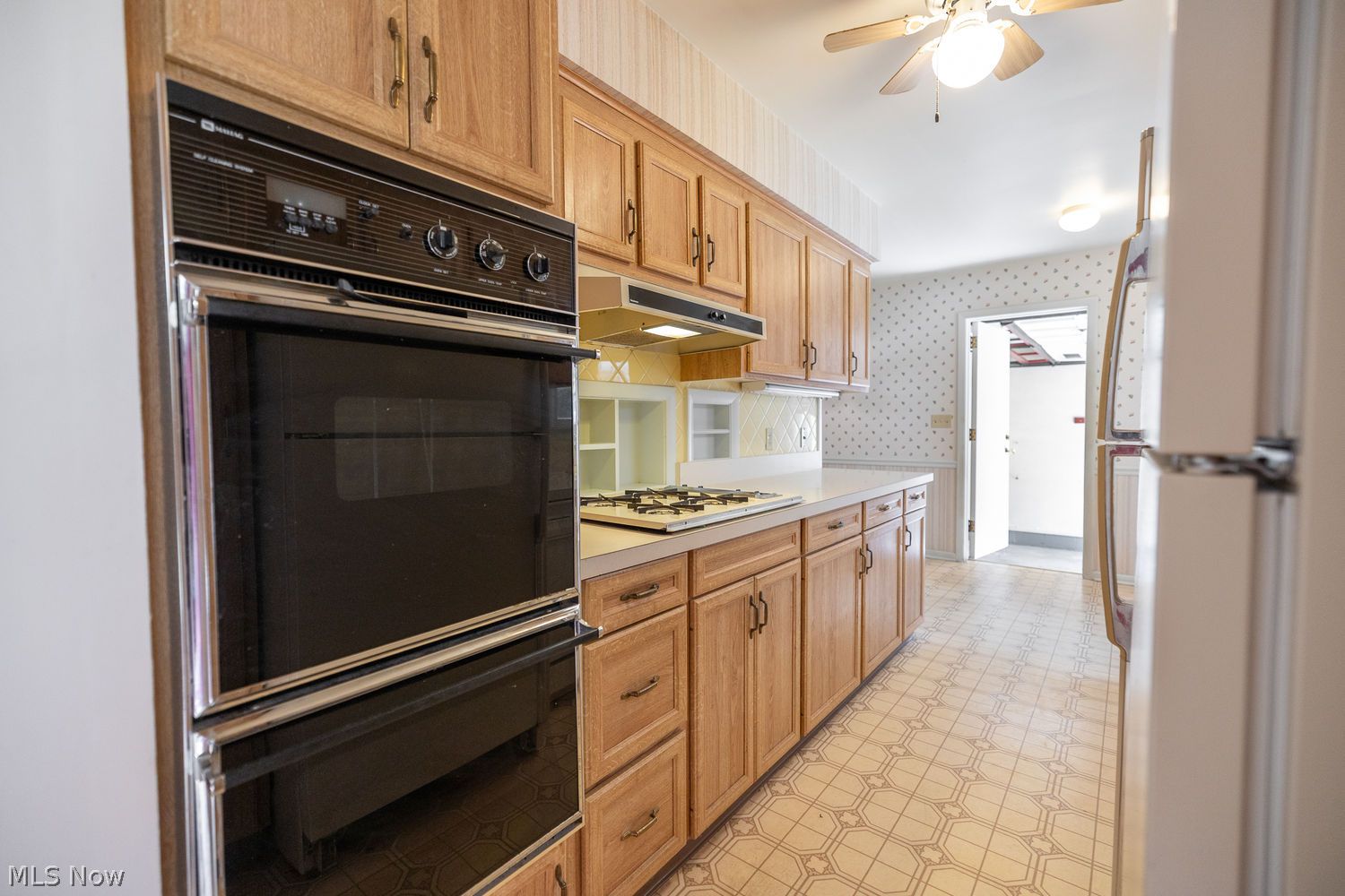1781 Brookshire Road Akron, OH 44313 - Photo 6 of 50