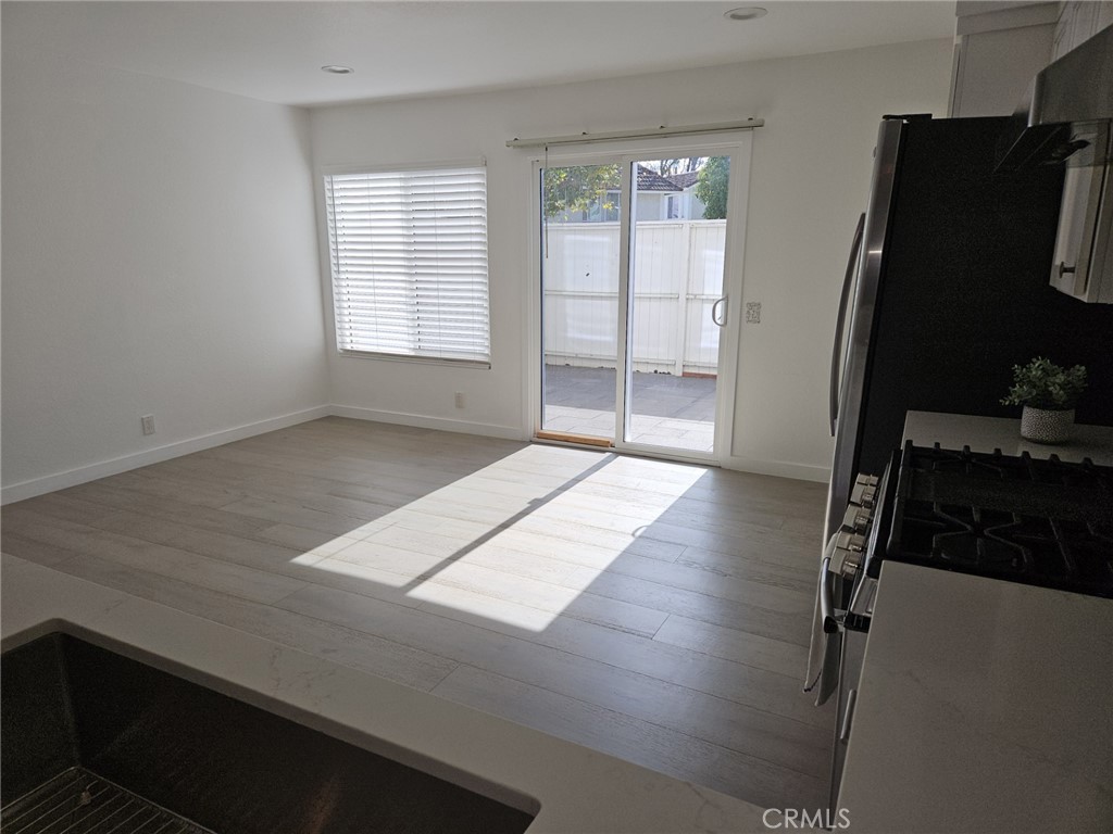 25885 Trabuco Road, Unit 98 Lake Forest, CA 92630 - Photo 16 of 36 Kitchen / Dining Room
