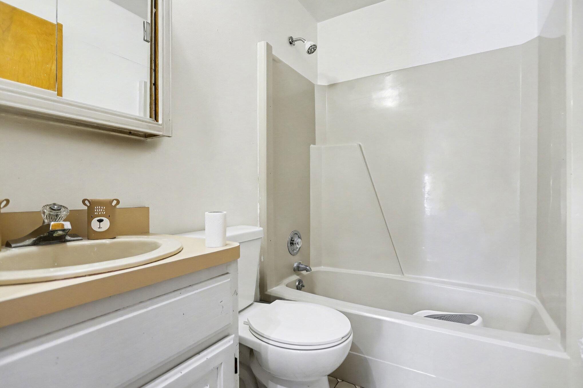 68361 Crooked Creek Road White Pigeon, MI 49099 - Photo 11 of 26 010_file_8548