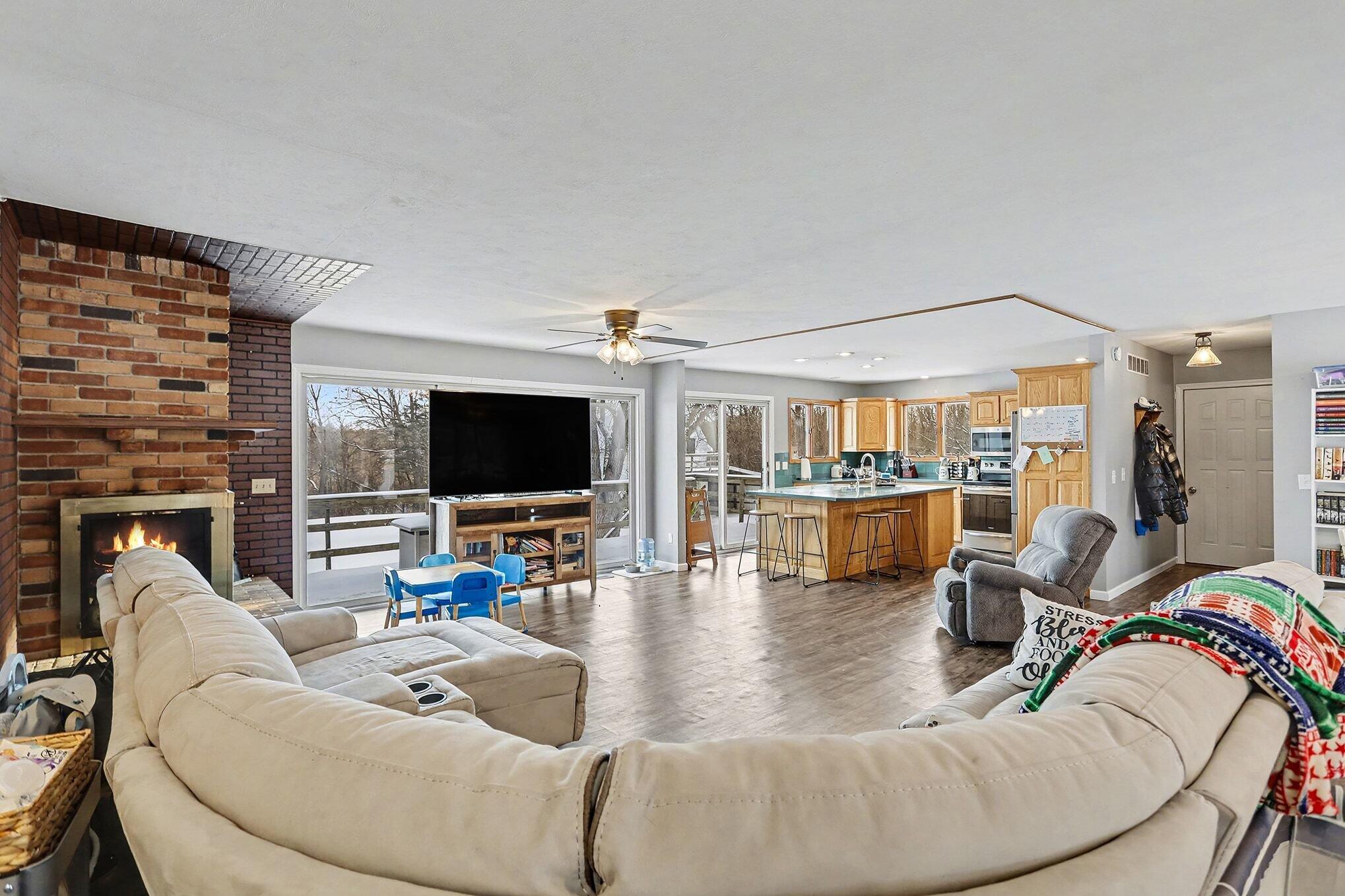 68361 Crooked Creek Road White Pigeon, MI 49099 - Photo 3 of 26 003_file_1478