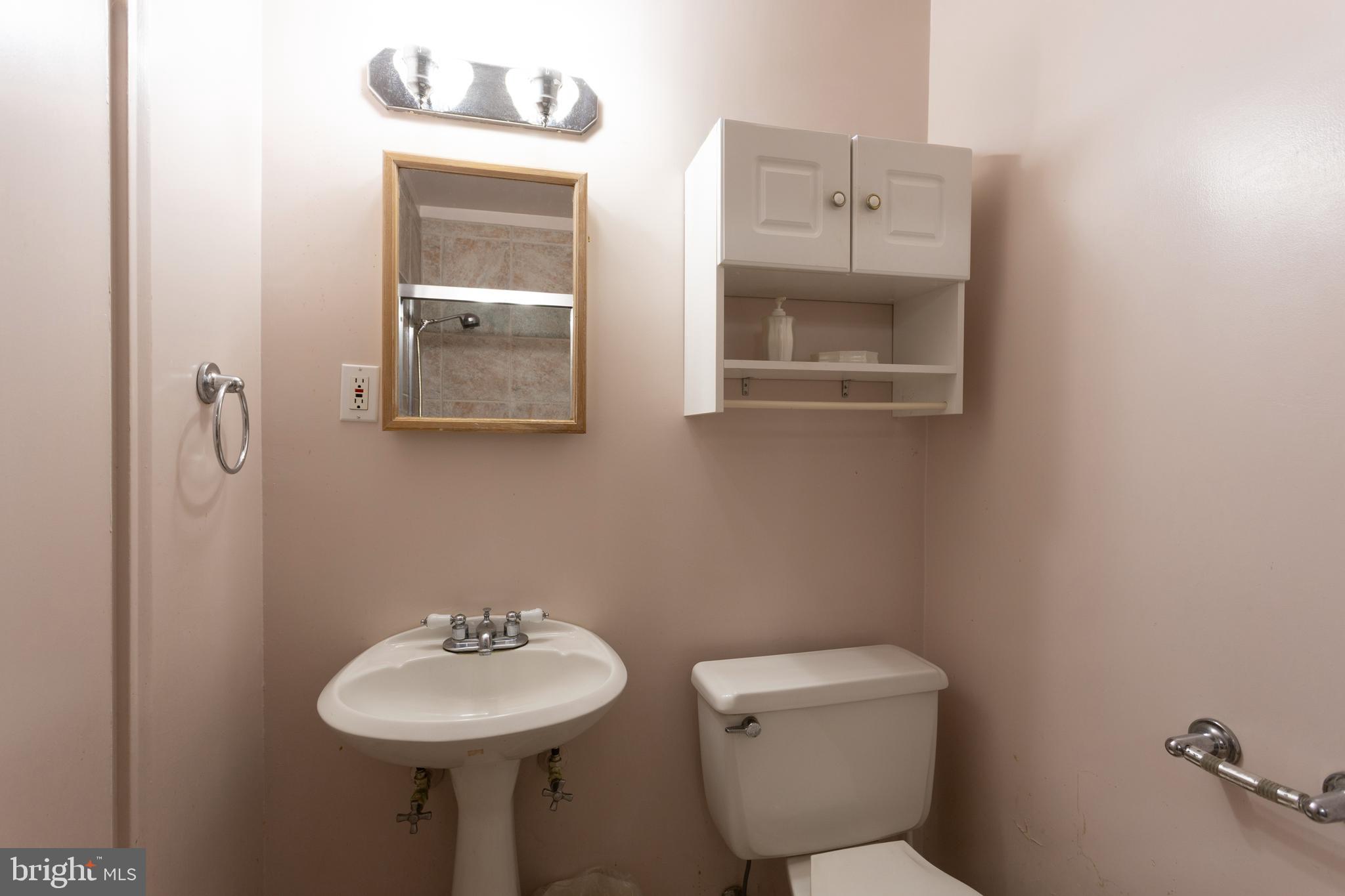3403 Overbrook Road Baltimore, MD 21208 - Photo 43 of 55