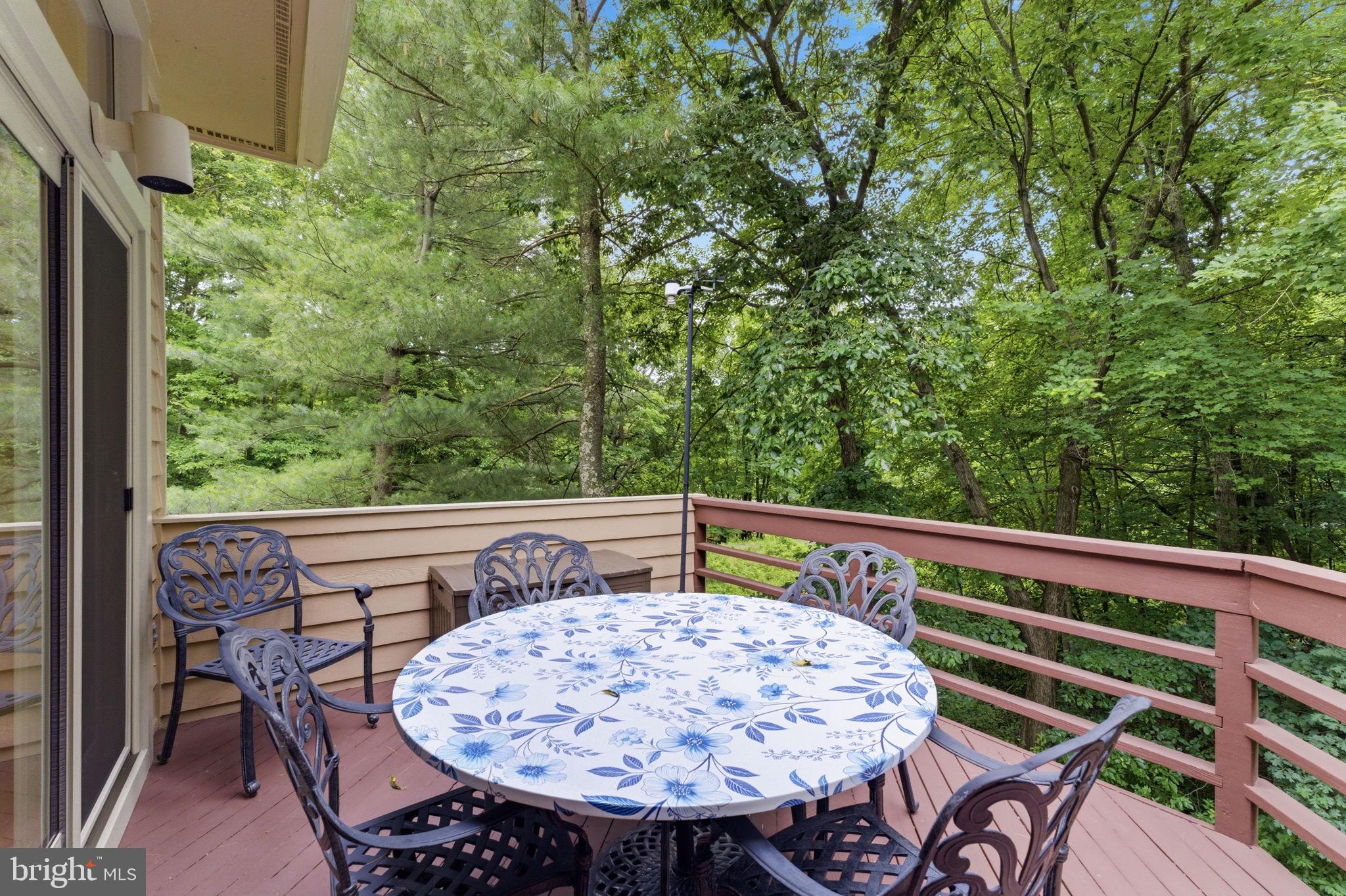 1608 Woodstock Lane Reston, VA 20194 - Photo 60 of 76