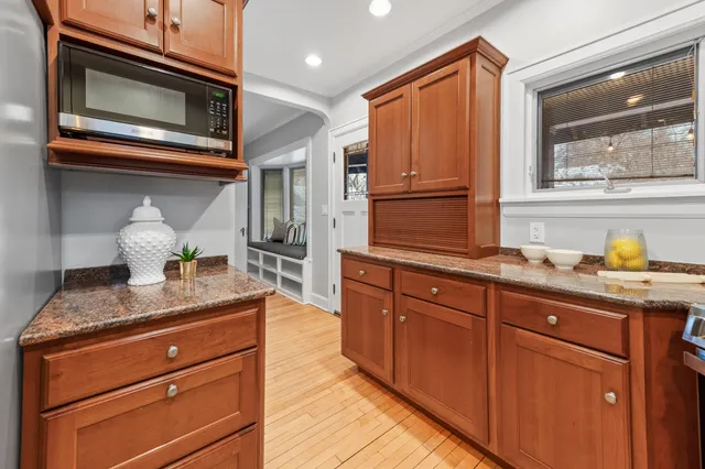 $659,000 | 333 East Day Avenue, Whitefish Bay, WI 53217