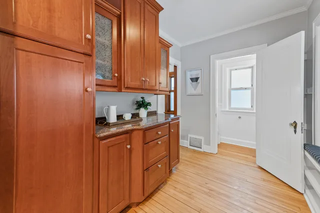 $659,000 | 333 East Day Avenue, Whitefish Bay, WI 53217