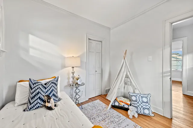 $659,000 | 333 East Day Avenue, Whitefish Bay, WI 53217