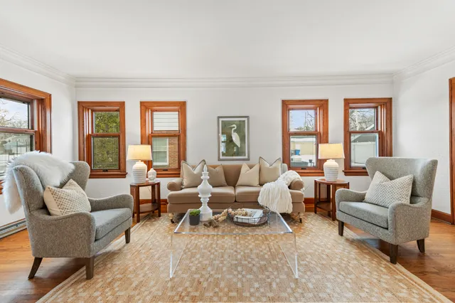 $659,000 | 333 East Day Avenue, Whitefish Bay, WI 53217