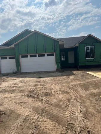 $340,052 | 4945 North Peregrine Court, Wichita, KS 67219