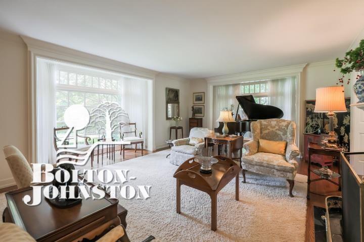 100 Lothrop Road Grosse Pointe, MI 48236 - Photo 12 of 46 Living Room