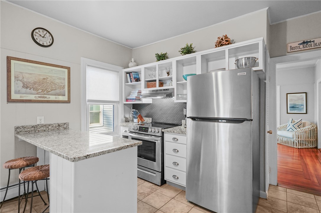 48 Constitution Street, Unit 1 Bristol, RI 02809 - Photo 11 of 26