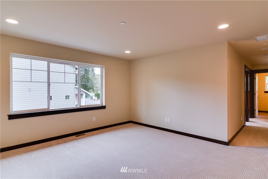 21415 9th Avenue Southeast Bothell, WA 98021 - Photo 17 of 24