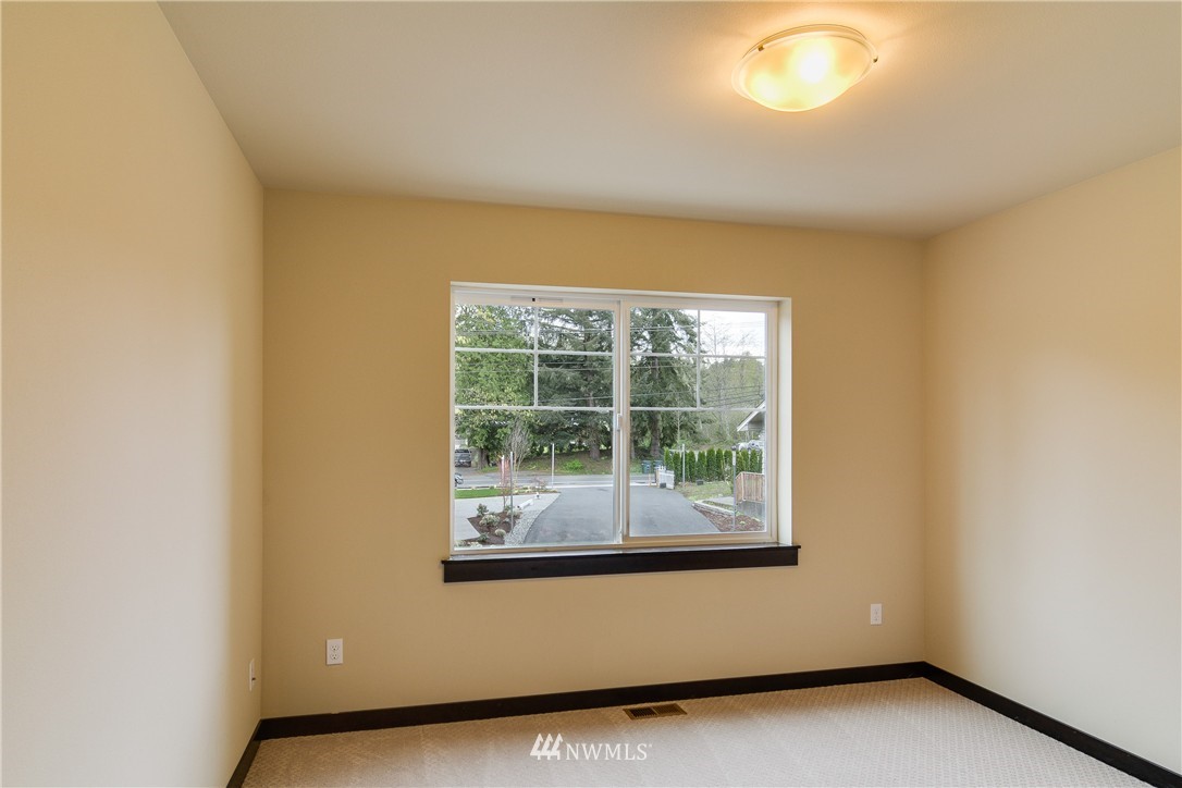 21415 9th Avenue Southeast Bothell, WA 98021 - Photo 23 of 24
