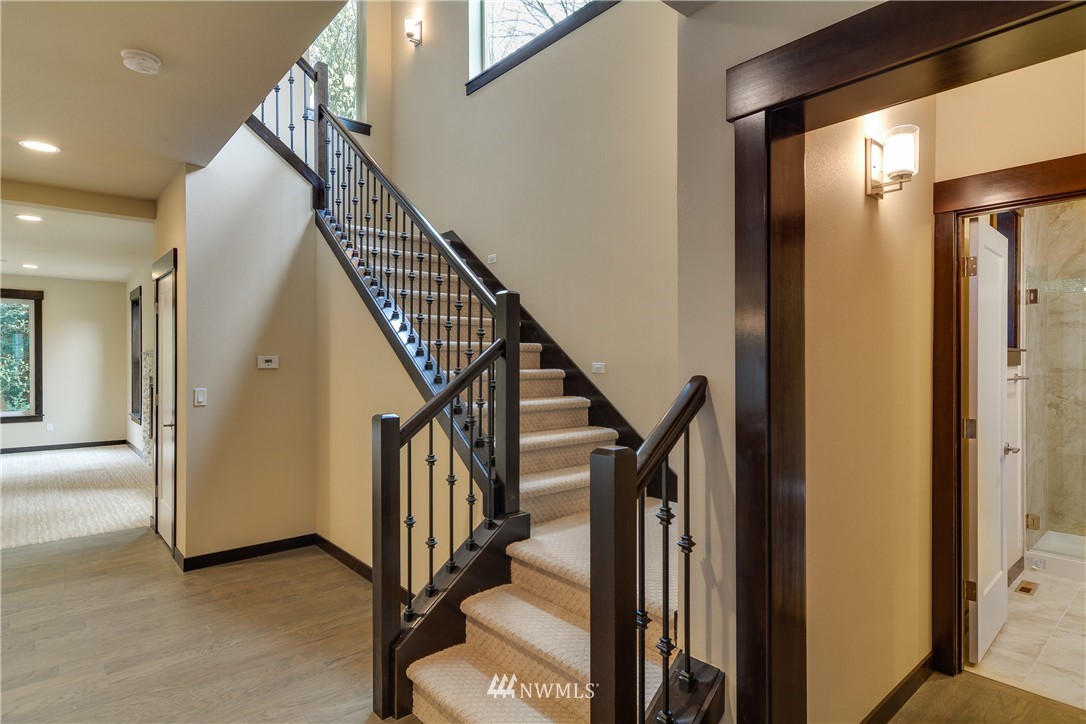21415 9th Avenue Southeast Bothell, WA 98021 - Photo 5 of 24