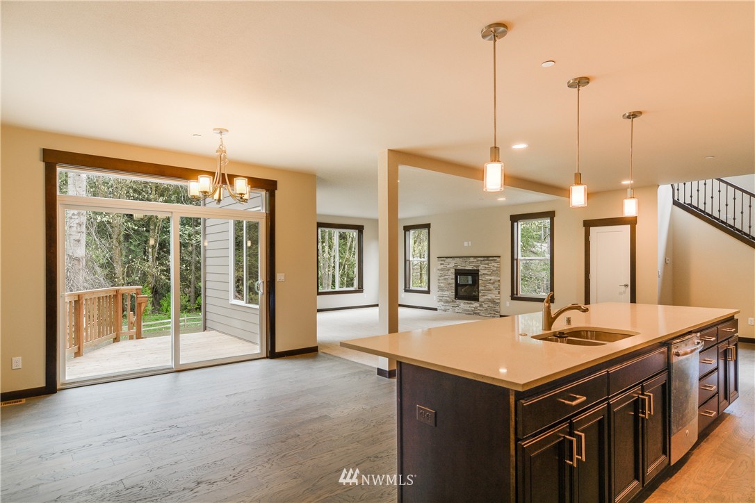 21415 9th Avenue Southeast Bothell, WA 98021 - Photo 6 of 24