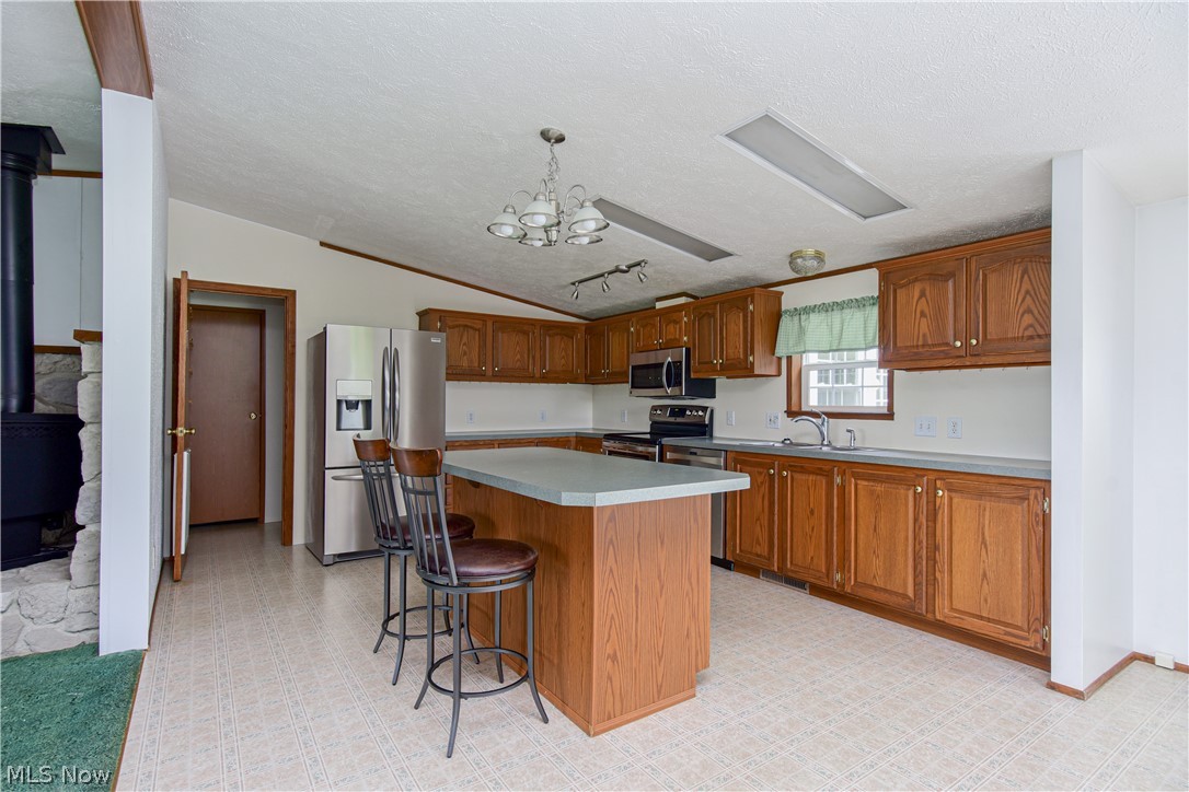 7635 Scroggs Road Lisbon, OH 44432 - Photo 3 of 21 Gallery Image 3