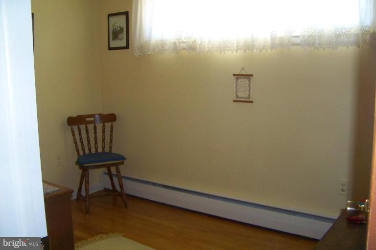 5347 Wendy Road Sykesville, MD 21784 - Photo 11 of 14 Bedroom #2