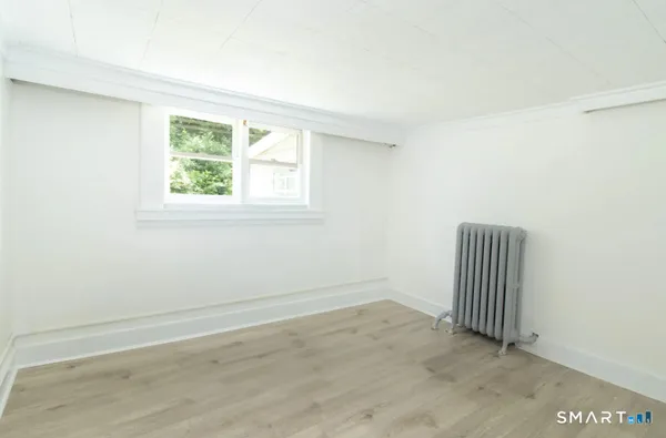 $1,825 | 30 Grove Street, Unit B, Branford, CT 06405