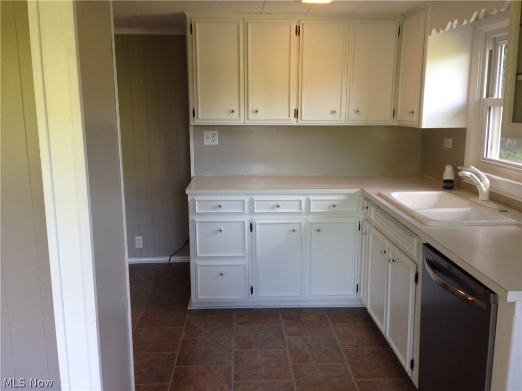 3325 Hill Road Dresden, OH 43821 - Photo 10 of 25