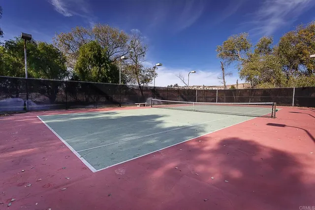 $260,000 | 21423 Bramble Way, Saugus, CA 91350