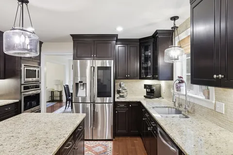 $1,538,000 | 4 Murray Hill Circle, Wilmington, MA 01887